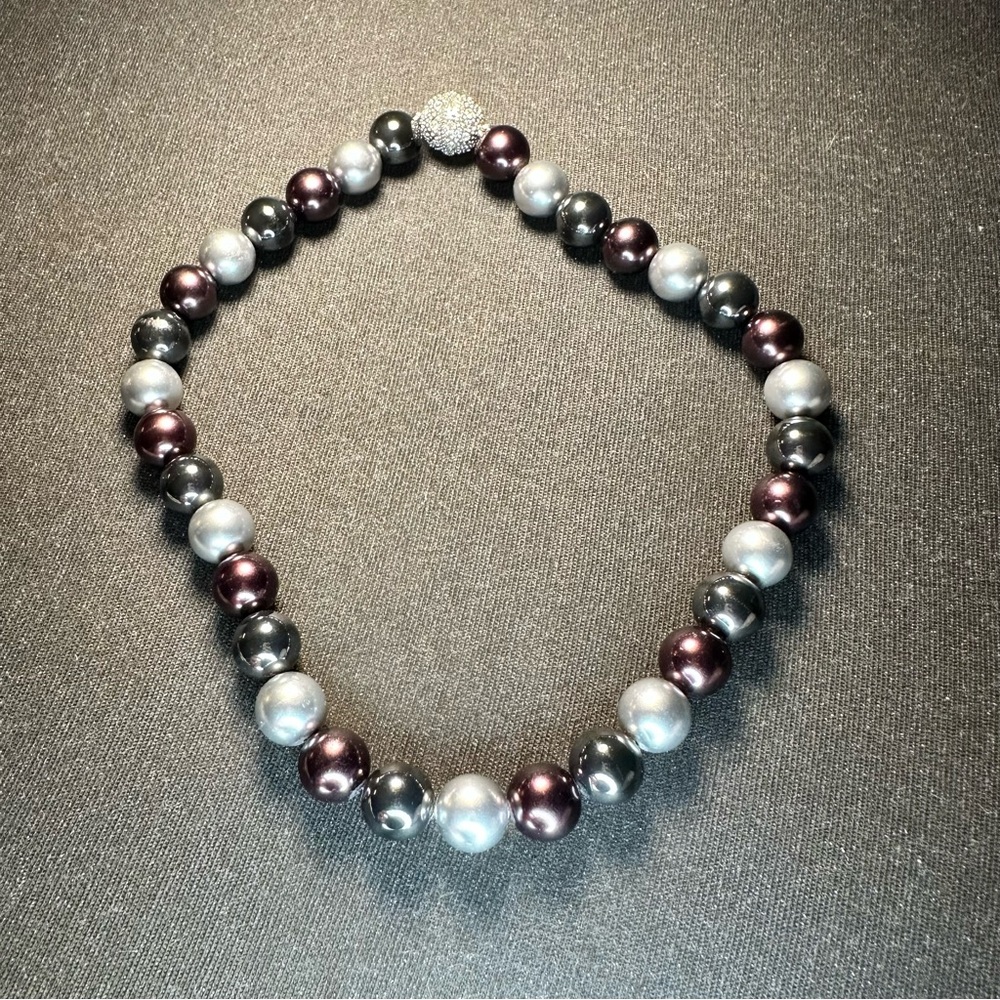 Premier Designs Faux Pearl Choker Necklace Grey Black Pearl Beaded Magnetic - Picture 6 of 7